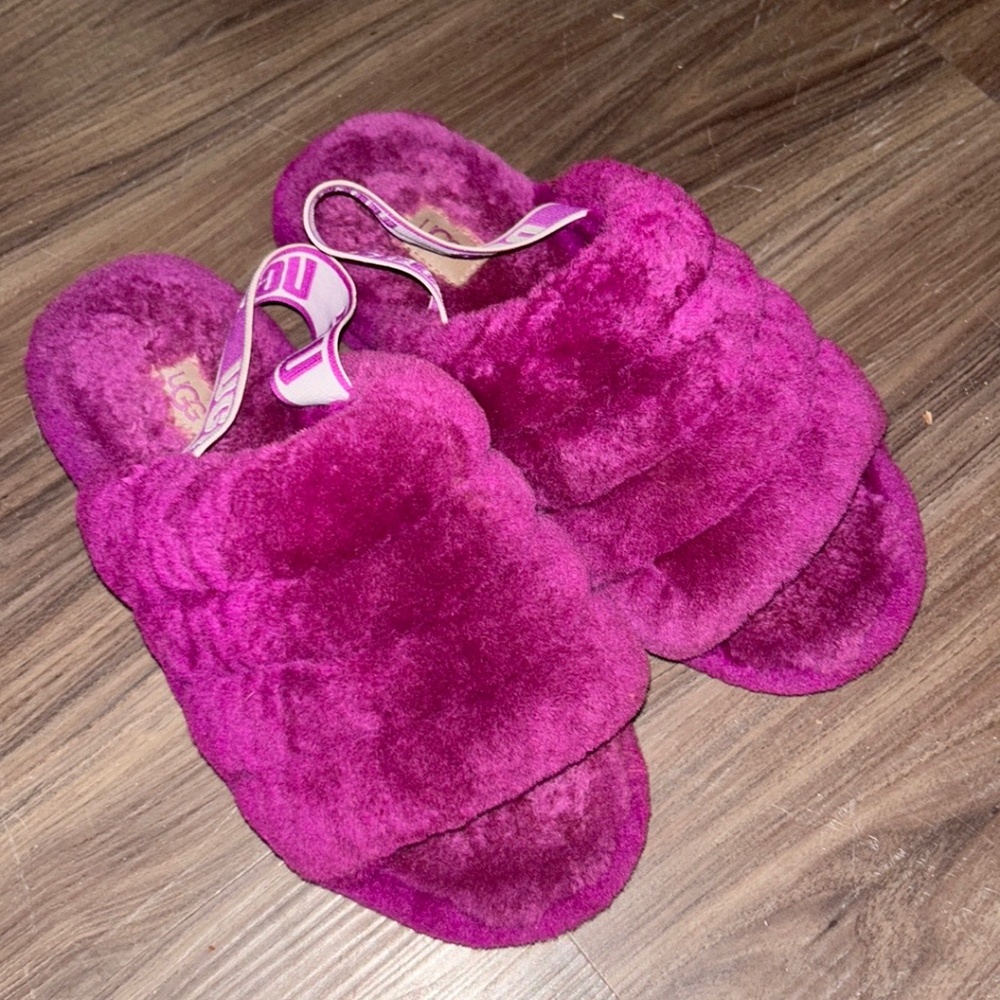Ugg slippers women size 7